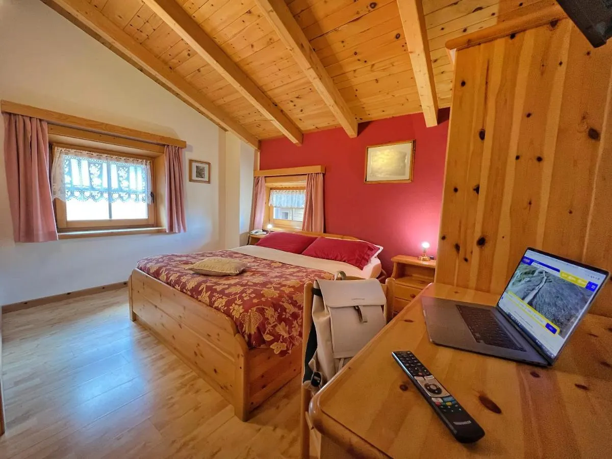 Garni Francescato Hotel Livigno 3*,